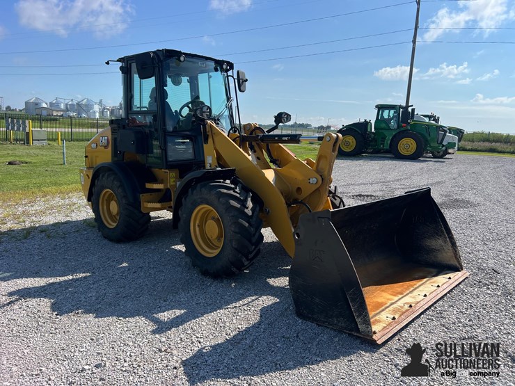 2023-caterpillar-908-image-3