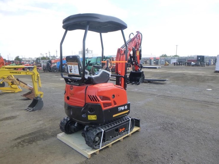 2025-tpm-16-hydraulic-excavator-image-3