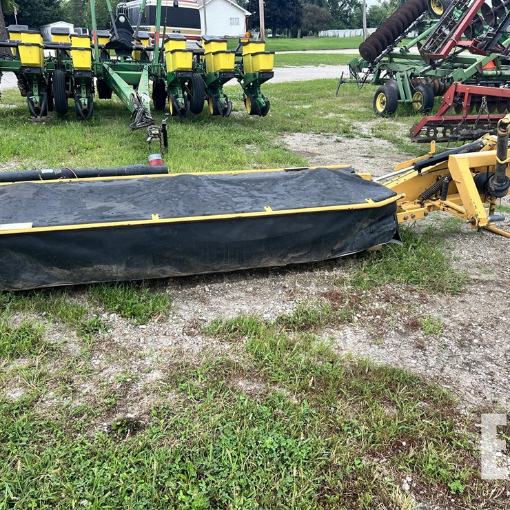 2004 VERMEER M7030