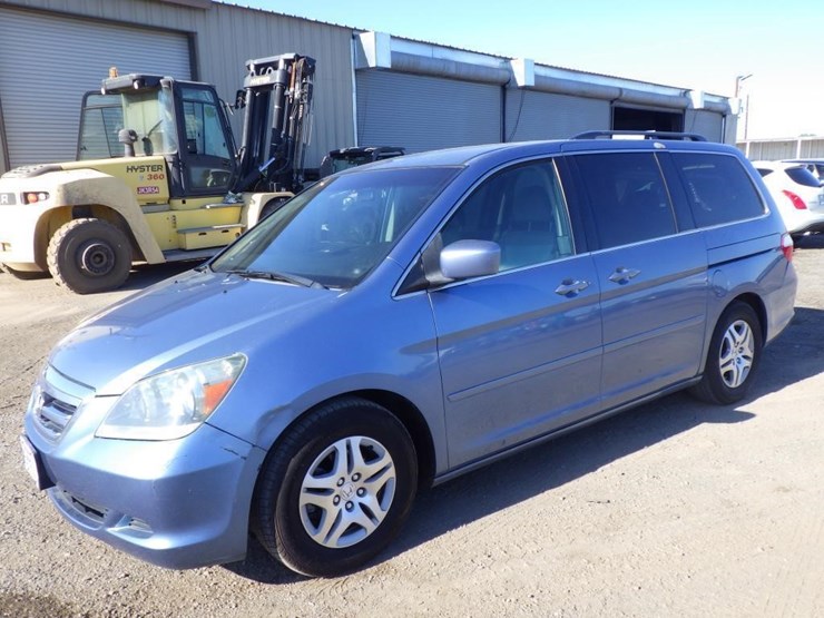 2007-honda-odyssey-image-1