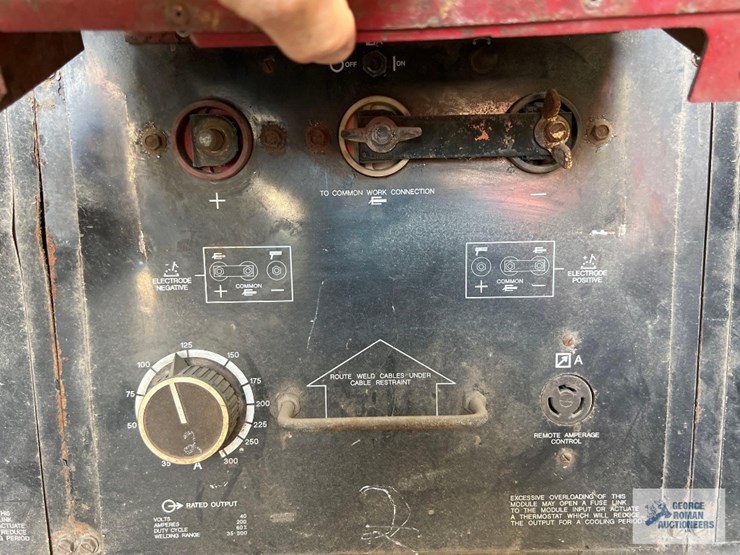 eight-pack-welder-number-two.-serial-#-ka784830.-four-out-of-eight-welders-worked-last-time-it-was-image-19