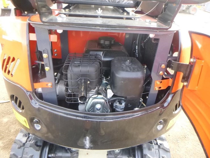 2025-tpm-16-hydraulic-excavator-image-22