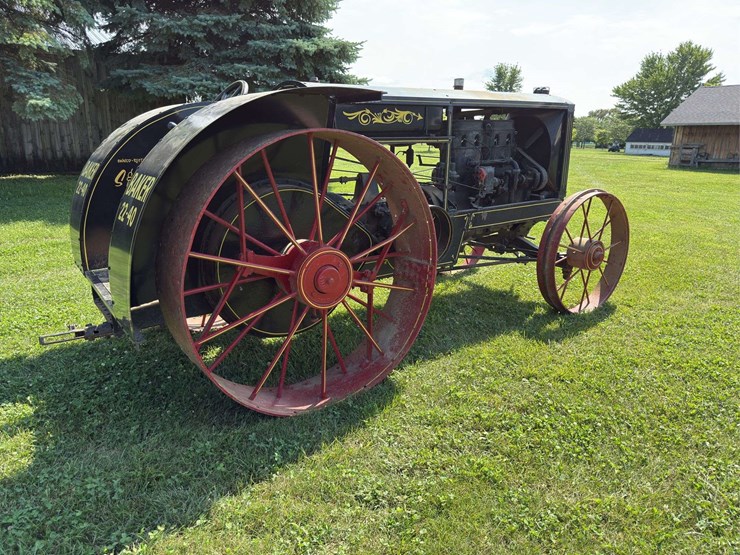baker-22-40-tractor-image-2