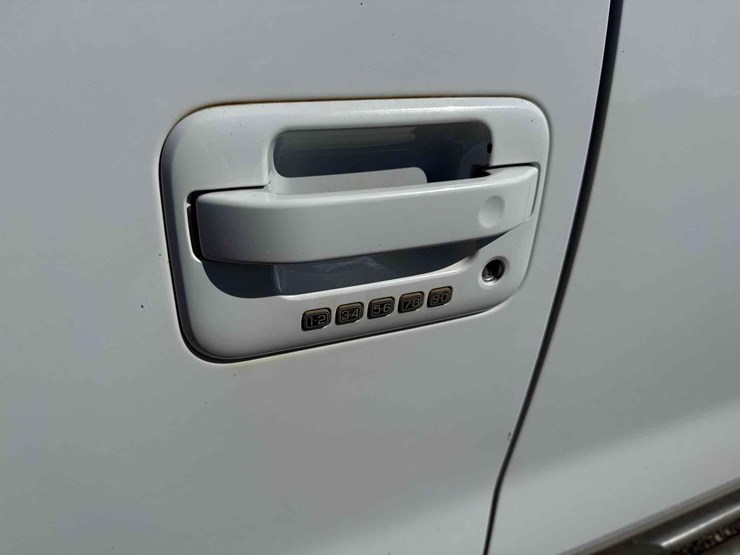 2008-ford-f150-lariat-image-30