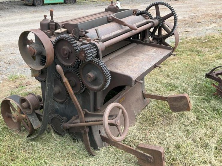 #260-•-w.d.-matthews-planer-image-4