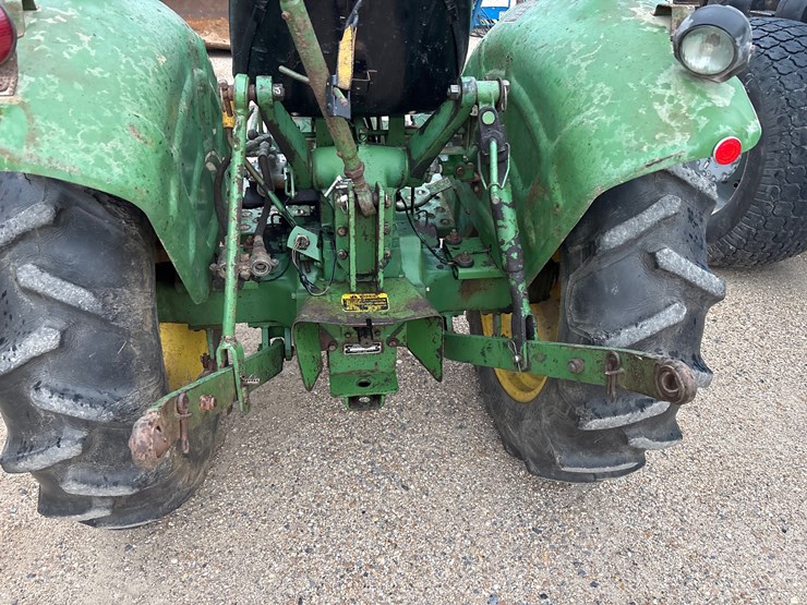 john-deere-850-image-5