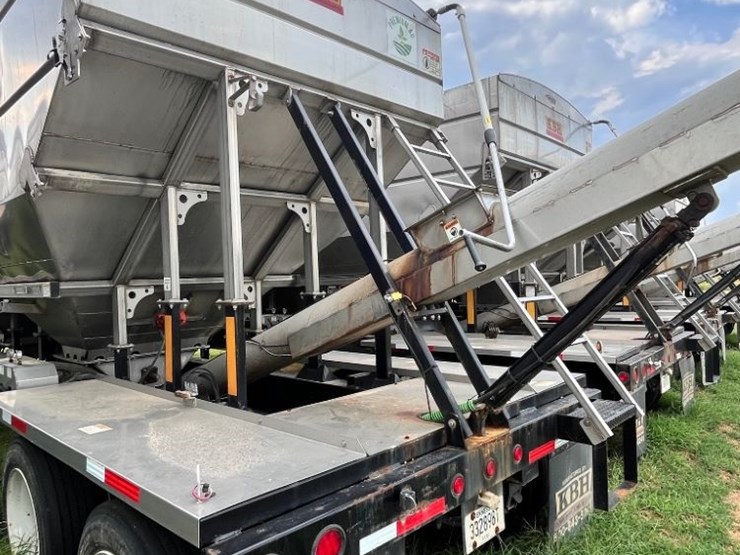 2022-kbh-tt2000-dry-fertilizer-tender-(njp342,-unit-108)-image-3