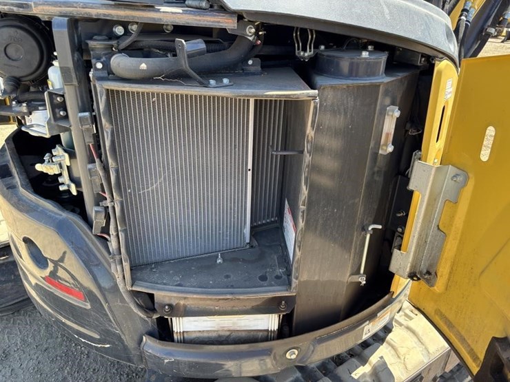2020-yanmar-vi035-hydraulic-excavator-image-31