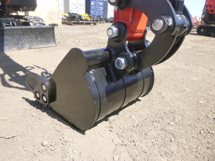 2025-tpm-16-hydraulic-excavator-image-10