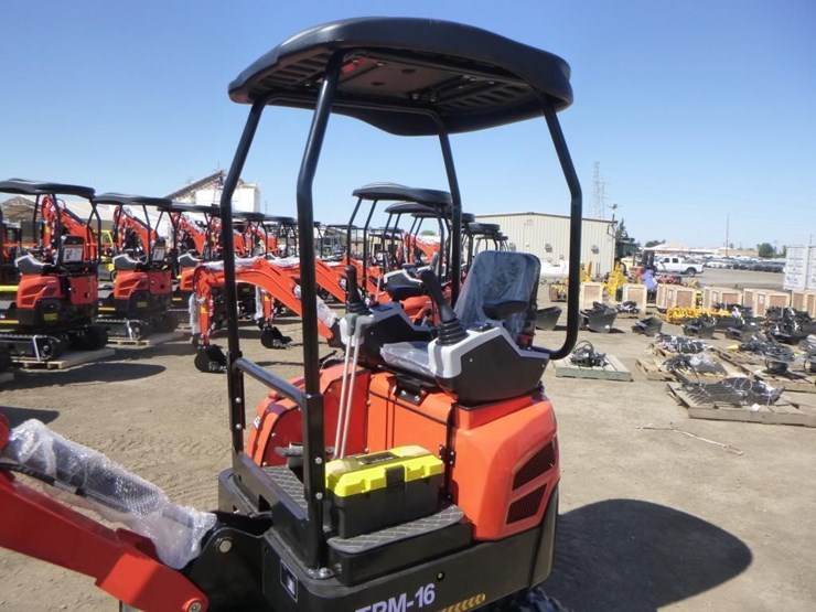 2025-tpm-16-hydraulic-excavator-image-18