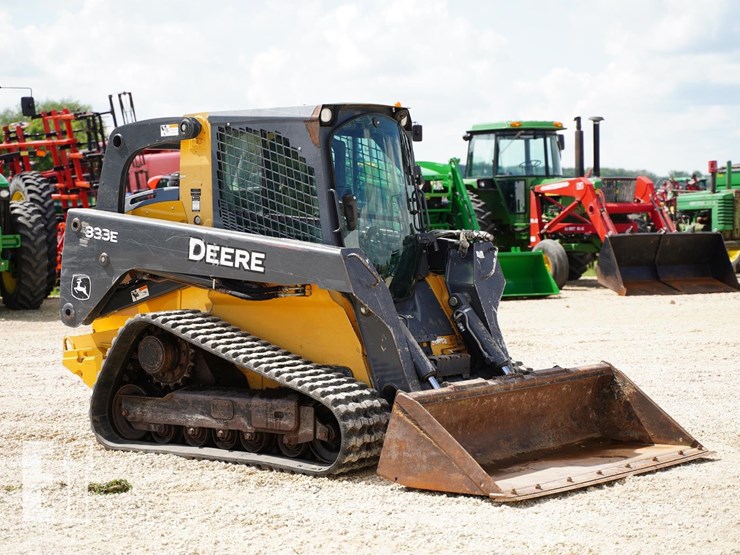 2015-deere-333e-image-3