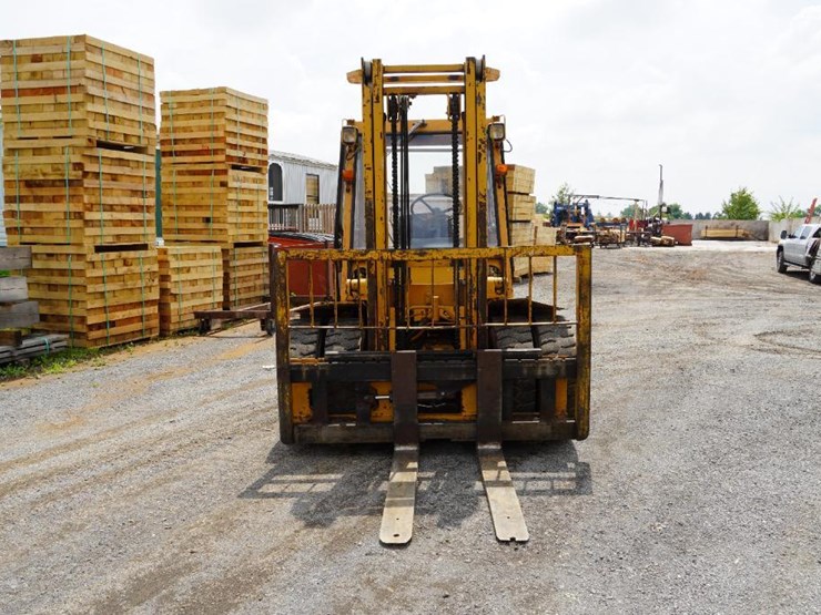 #302-•-komatsu-fd40-forklift-image-8
