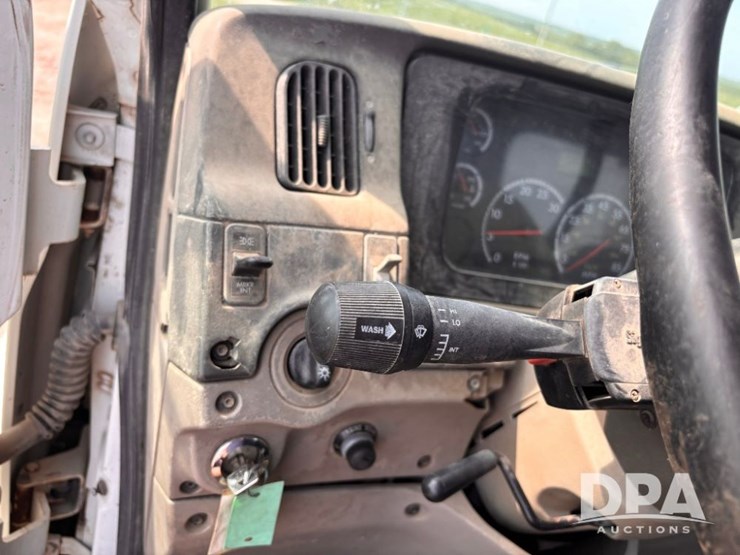 2006-sterling-day-cab-truck-(gp11332,-unit-18)-image-92
