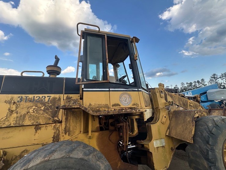 caterpillar-918f-image-36