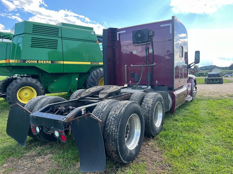 2015-peterbilt-579-image-4