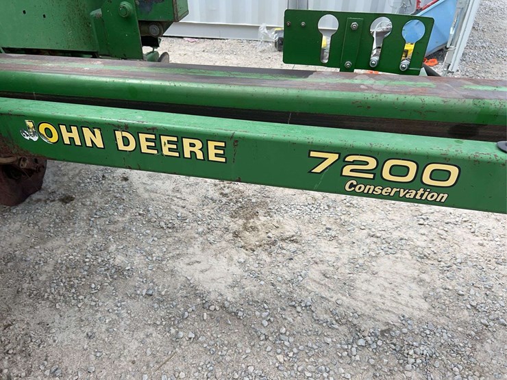 john-deere-7200-image-21