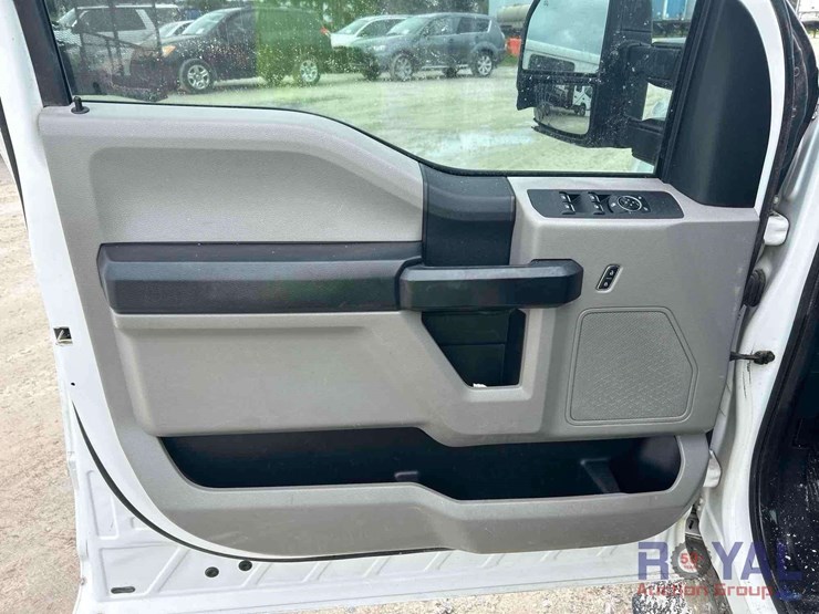 2017-ford-f250-image-11