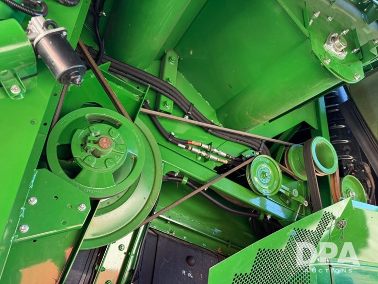 2016-john-deere-s690-image-14