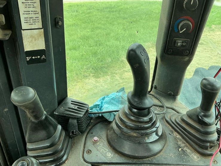 2003-deere-648g-image-13
