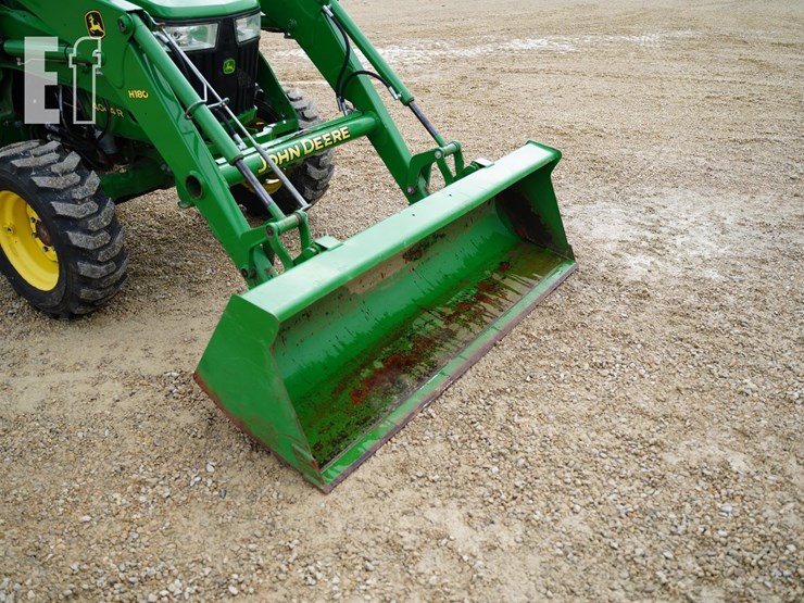 john-deere-4044r-image-16