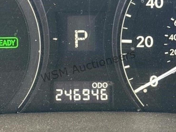 2010-lexus-rx-450h-hybrid-suv-image-18