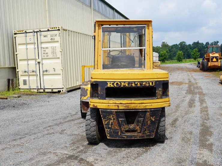 #302-•-komatsu-fd40-forklift-image-4