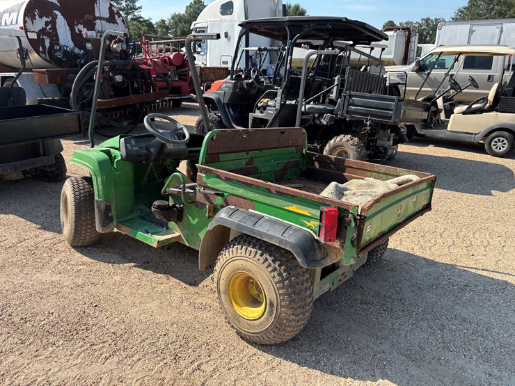 john-deere-gator-image-3