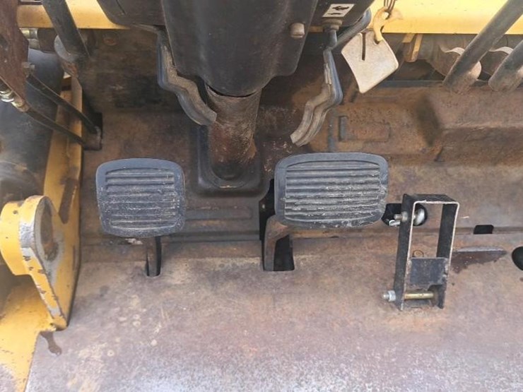 caterpillar-dpl40-image-11