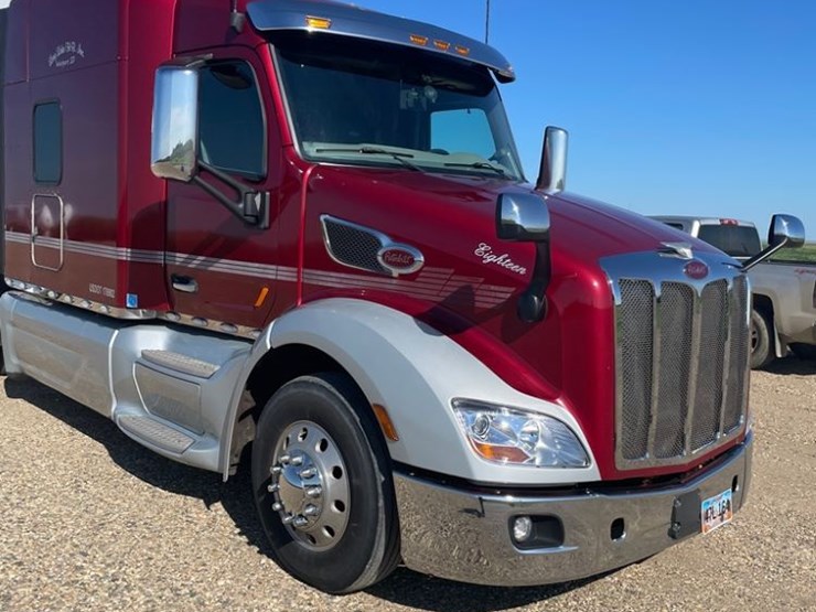 2018-peterbilt-truck-(dr12147)-image-1