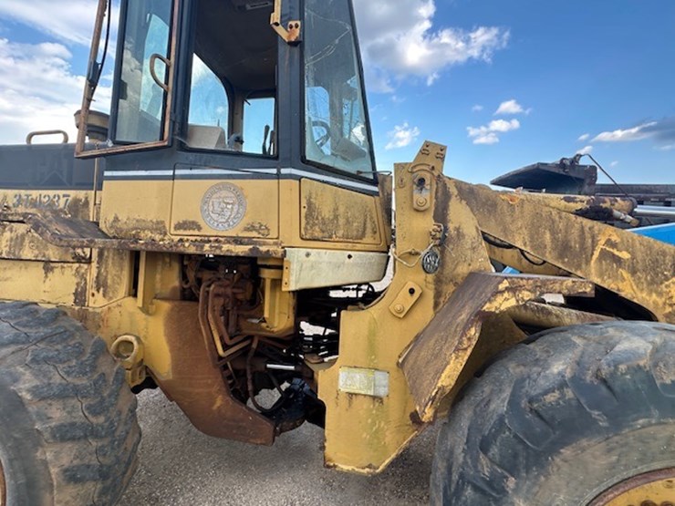 caterpillar-918f-image-30