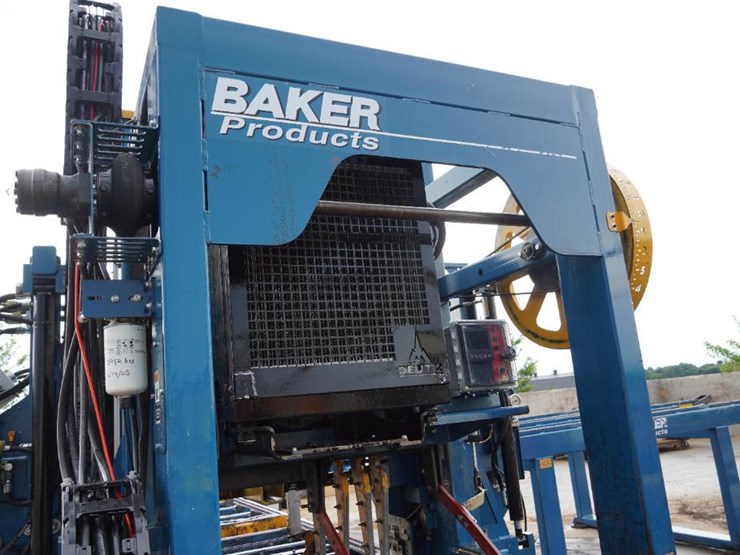 #210-•-2022-baker-3667dd-bandsaw-image-29