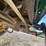2010-john-deere-la105-image-14
