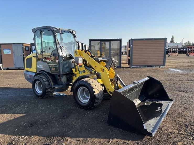 2014-wacker-neuson-wl32-image-2