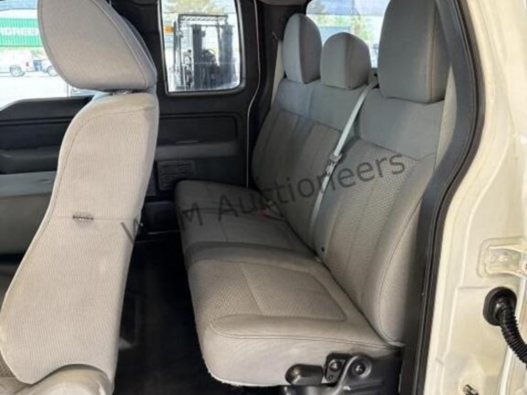2011-ford-f150-image-26