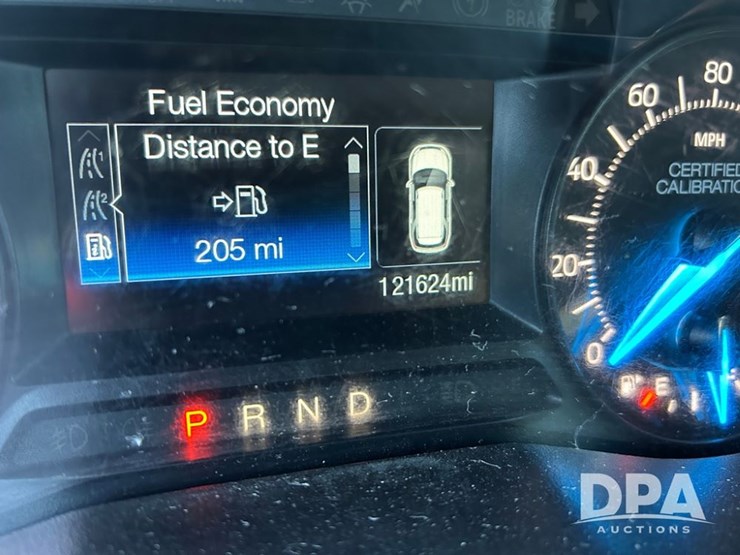 2018-ford-explorer-image-33