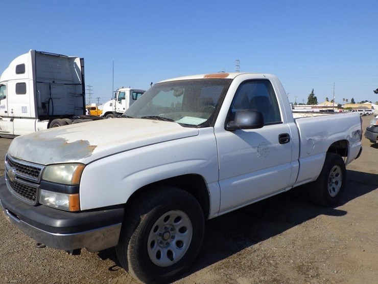 2007-chevrolet-1500-image-1