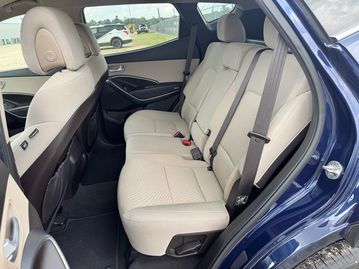 2018-hyundai-santa-fe-image-14