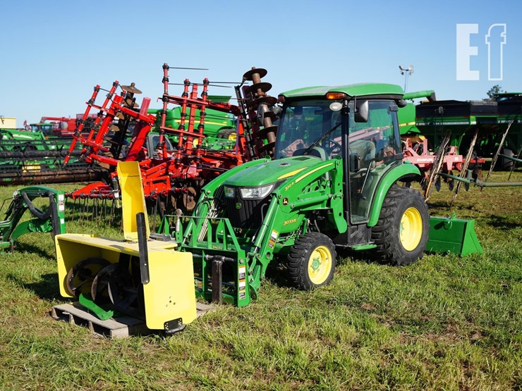 2014-john-deere-3033r-image-1