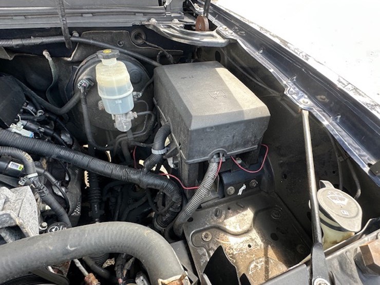 2010-chevrolet-silverado-image-55