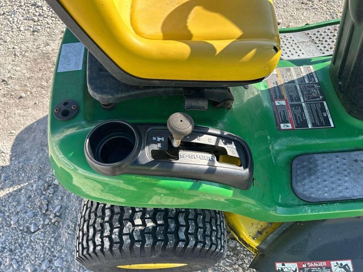 2010-john-deere-la105-image-13