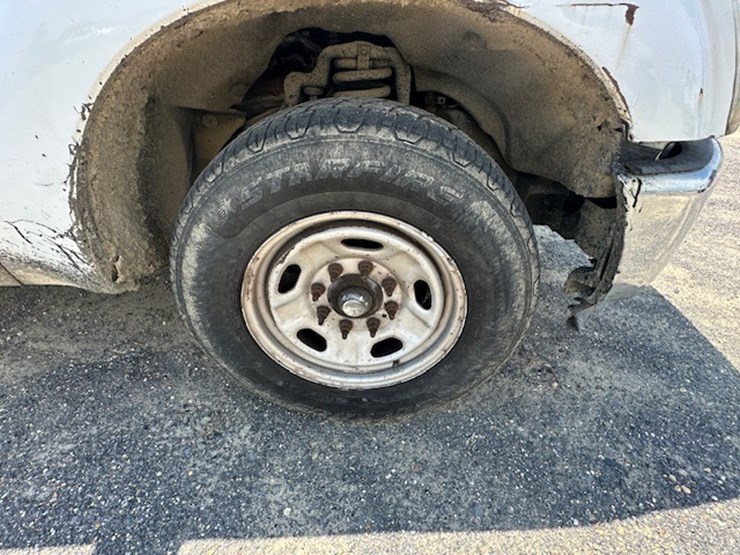 2011-ford-f250-image-18