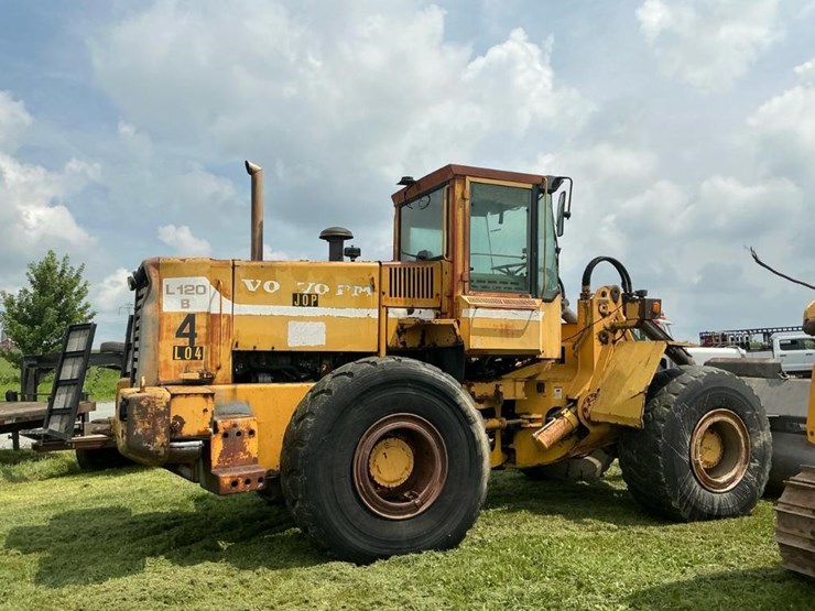 volvo-l120-image-7