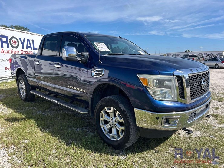 2016-nissan-titan-image-2