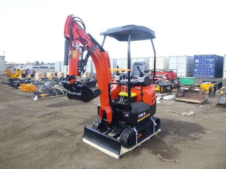 2025-tpm-16-hydraulic-excavator-image-1