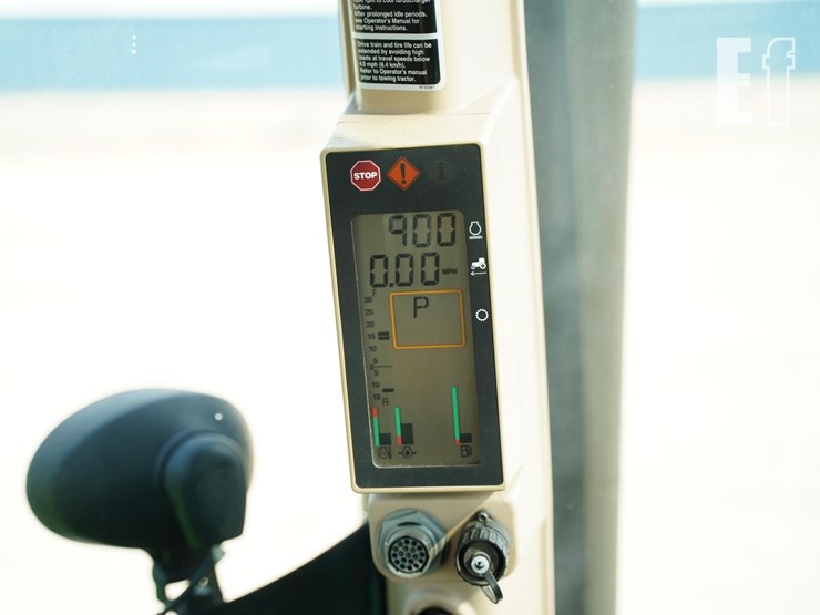 2009-john-deere-8330-image-37