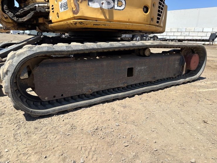 deere-35d-image-22