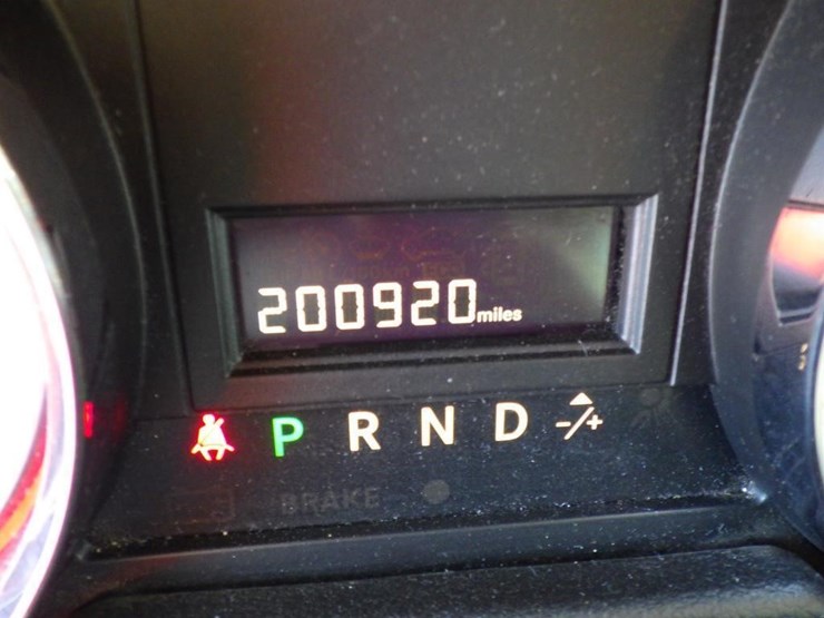 2017-dodge-grand-caravan-image-14