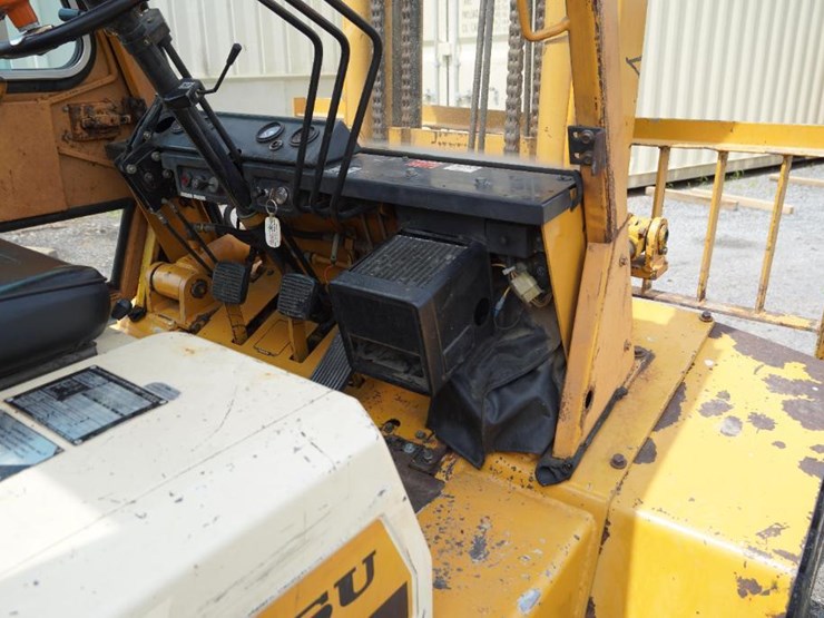 #302-•-komatsu-fd40-forklift-image-34