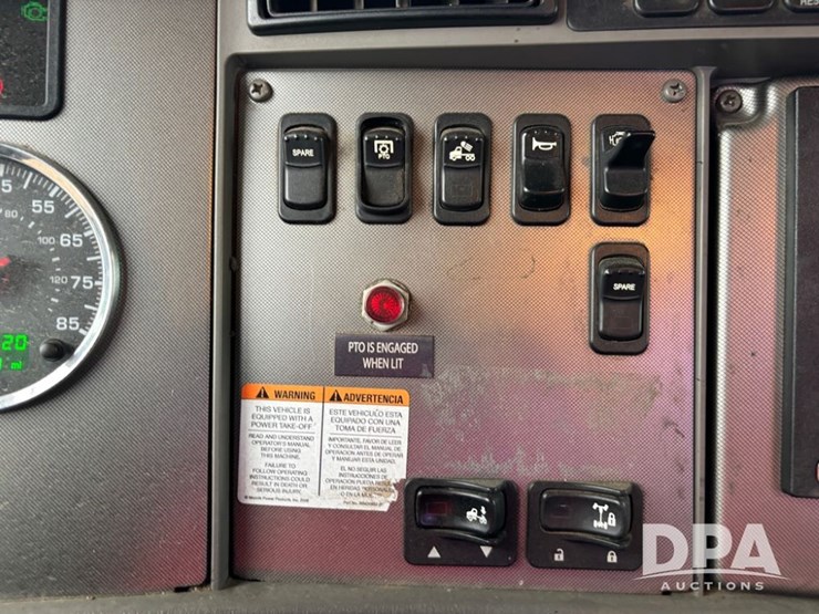 2012-kenworth-bottle-truck-(dr12101-unit-250)-image-70