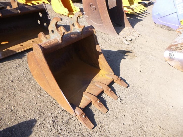 john-deere-24-image-2
